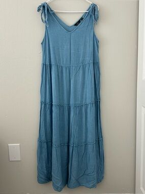 Mlle Gabrielle Tiered Chambray Maxi Dress Womens 2X Blue Flowy V-Neck Sleeveless